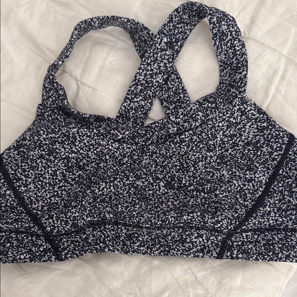 Lululemon Stash and Run Sports Bra size 6